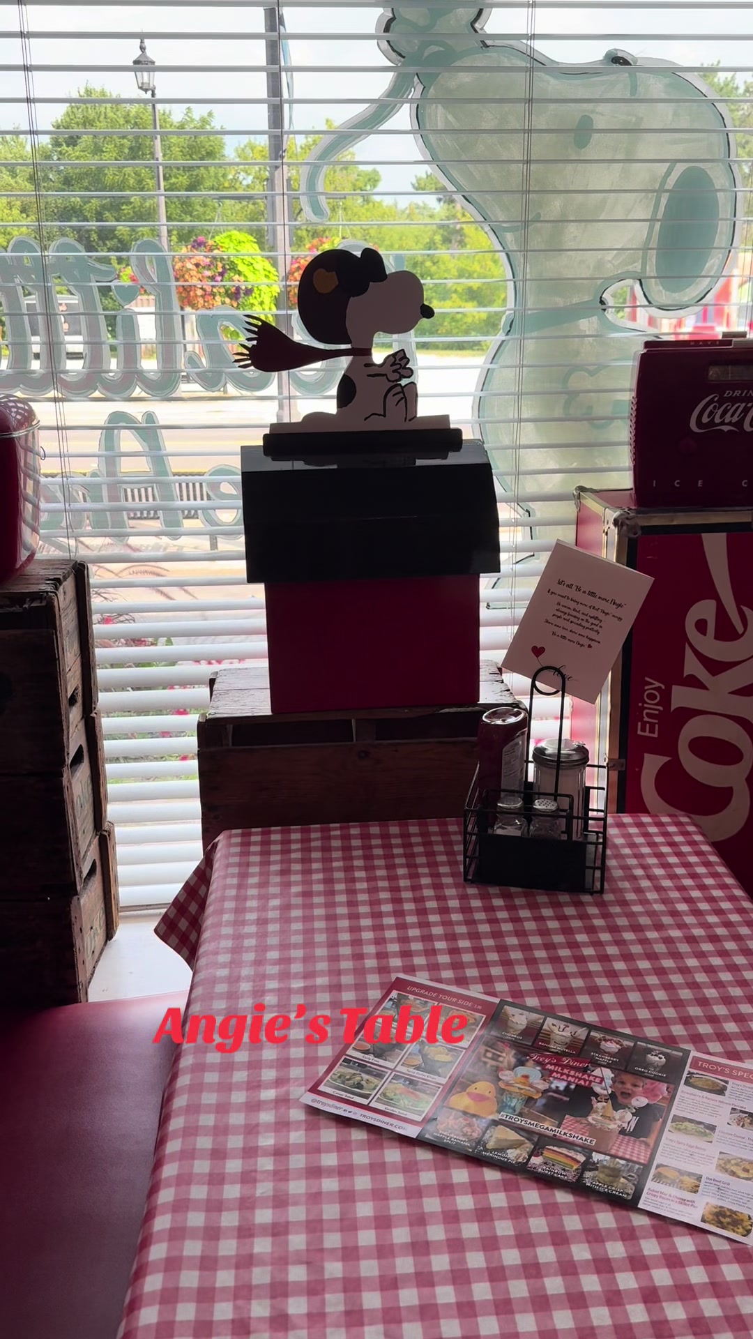 @Troy&rsquo;s Diner Inc