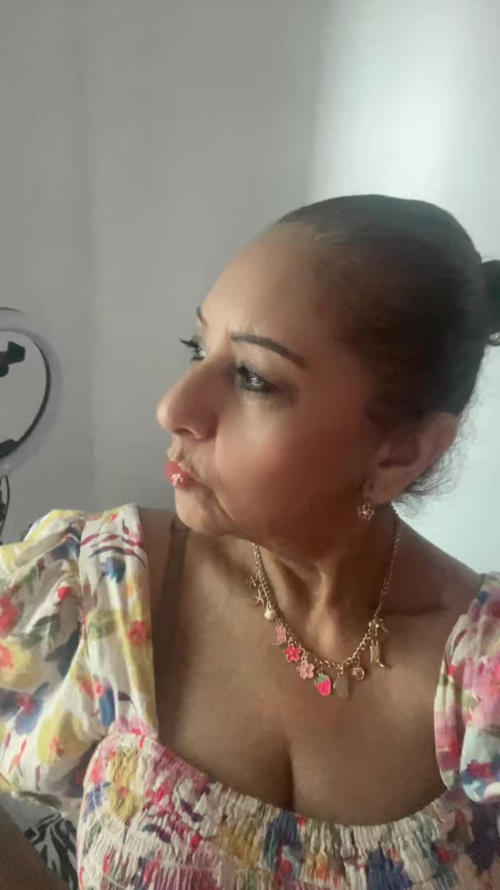 @elvia karime