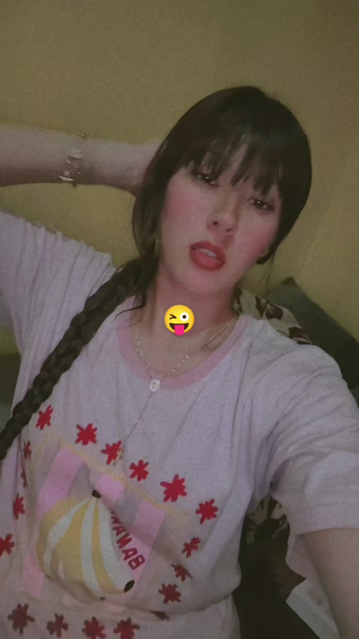 @Nayeli