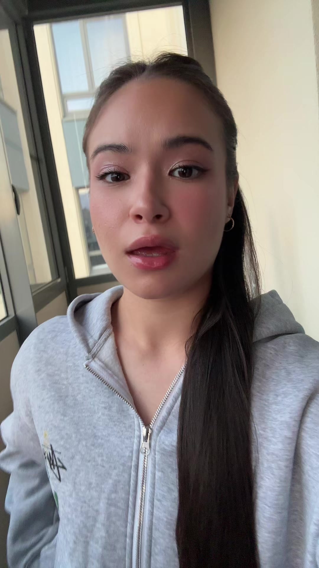 @AM