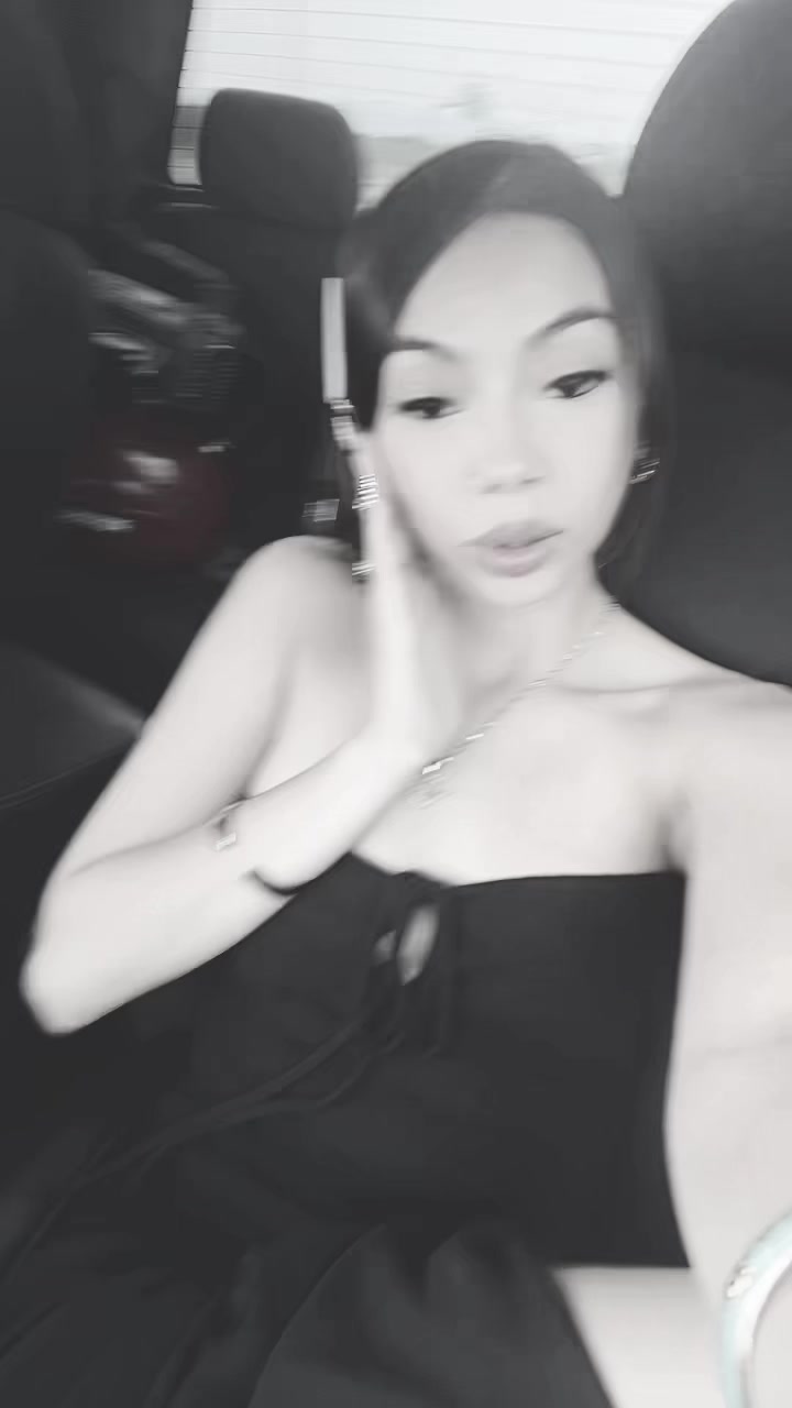@Ajanae