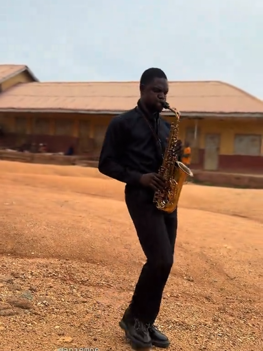 @Saxophonist in Lagos/Ibadan 🎷