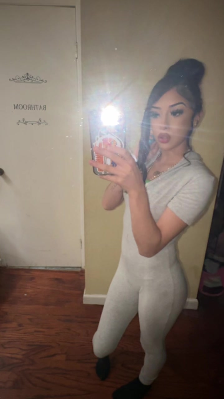 @️