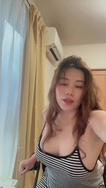 @Julie in Osaka 🇯🇵