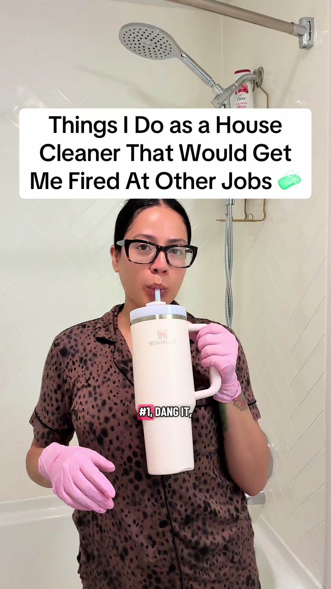 @Clean With Carly