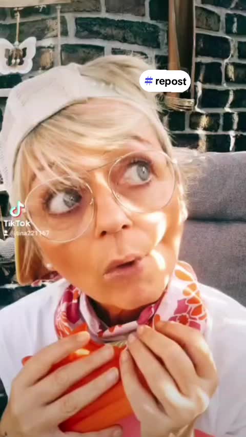 @tina