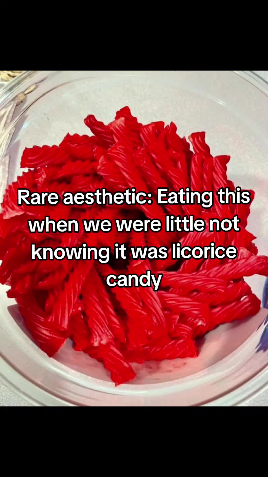 @◦•●◉✿ 𝐸𝑙𝑣𝑖𝑒 ✿◉●•◦