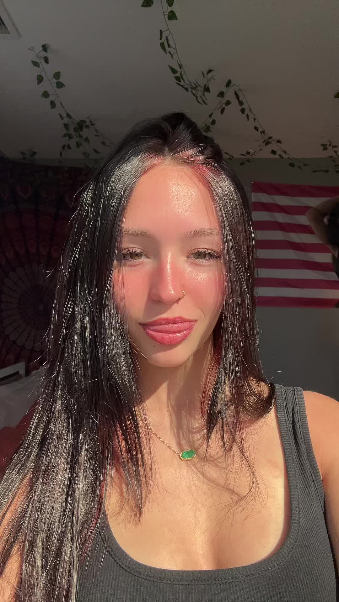 @delaney🥳🍄🌈🐈🌞