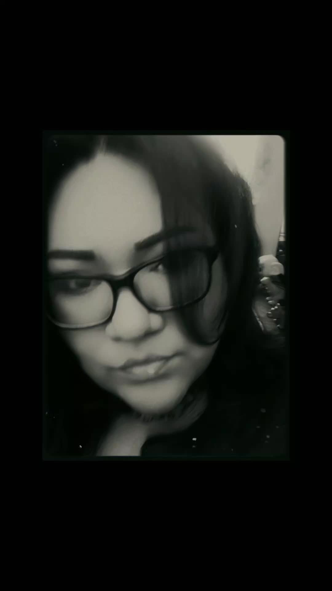 @Rezona✨️