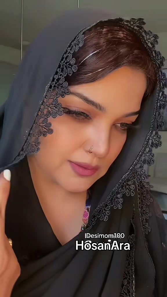 @Desimom-HosanAra❤️حُسن آرا