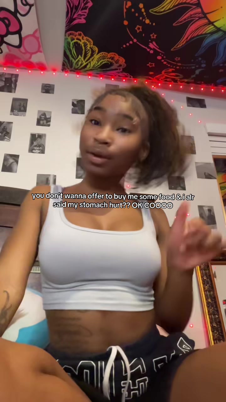 @RENIDAPOOH🧸👩🏾&zwj;❤️&zwj;💋&zwj;👩🏾
