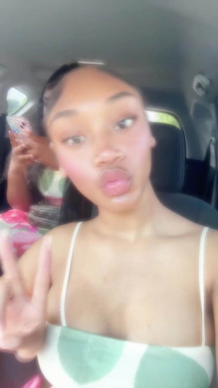 @MiaMae’