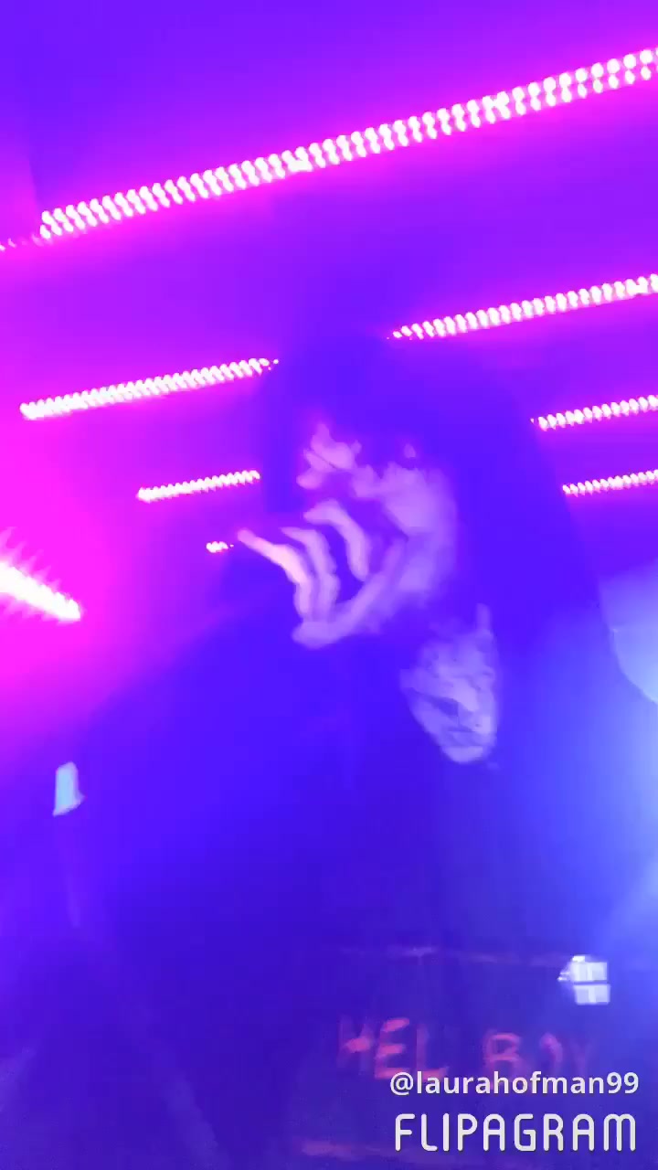 @sam<3