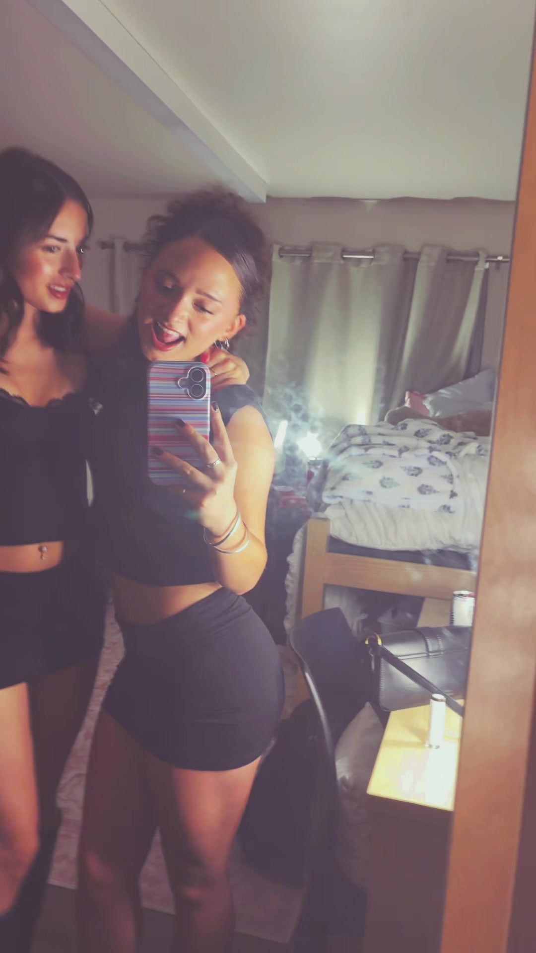 @clarkbae111