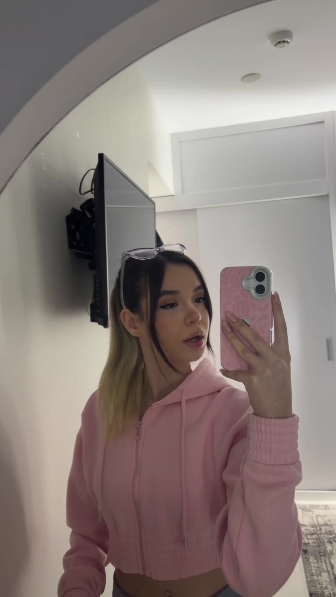 @itsn3ziii