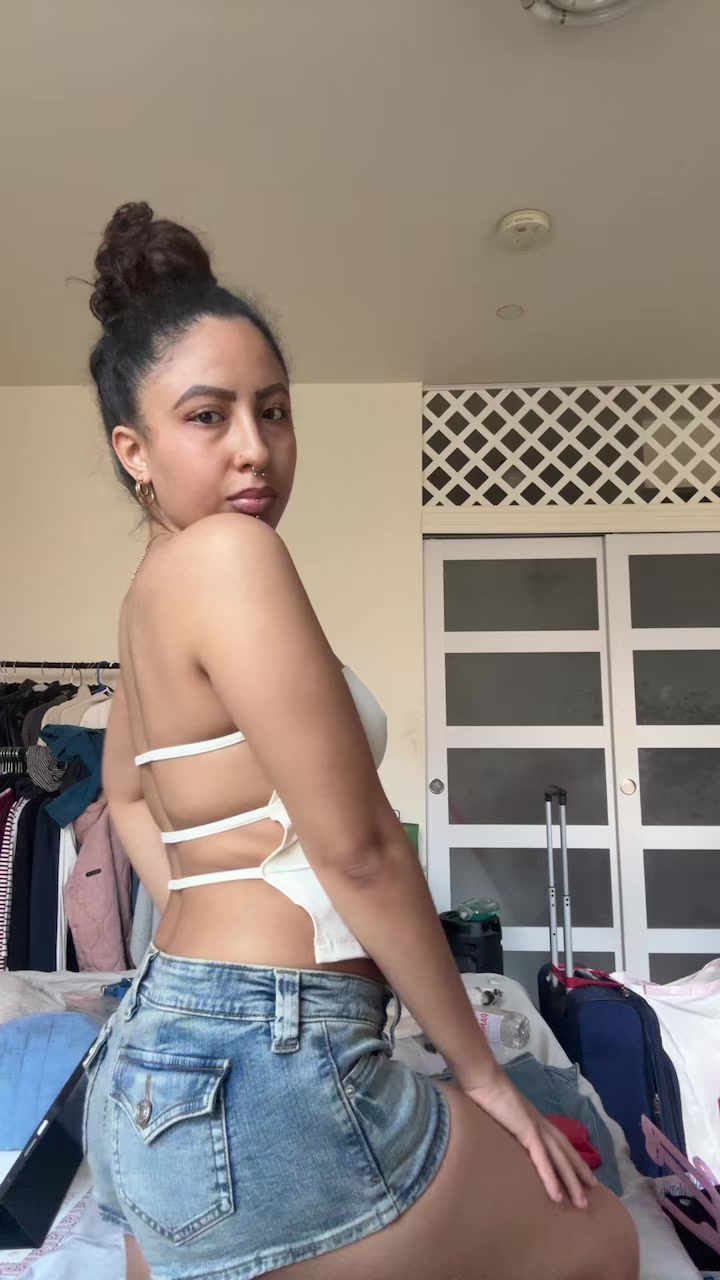 @ValerieA