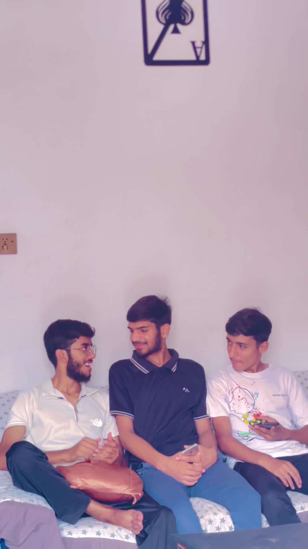 @𝙏𝙖𝙝𝙖 𝙠𝙝𝙖𝙣 🕊️