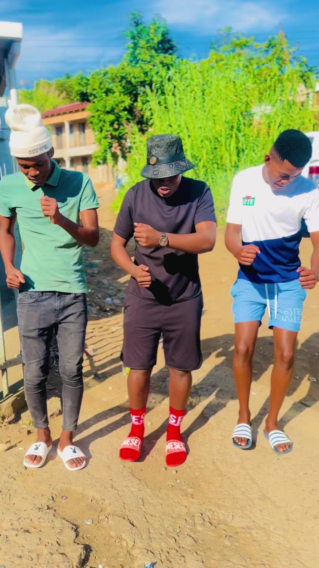 @~Lungisani Mwelase
