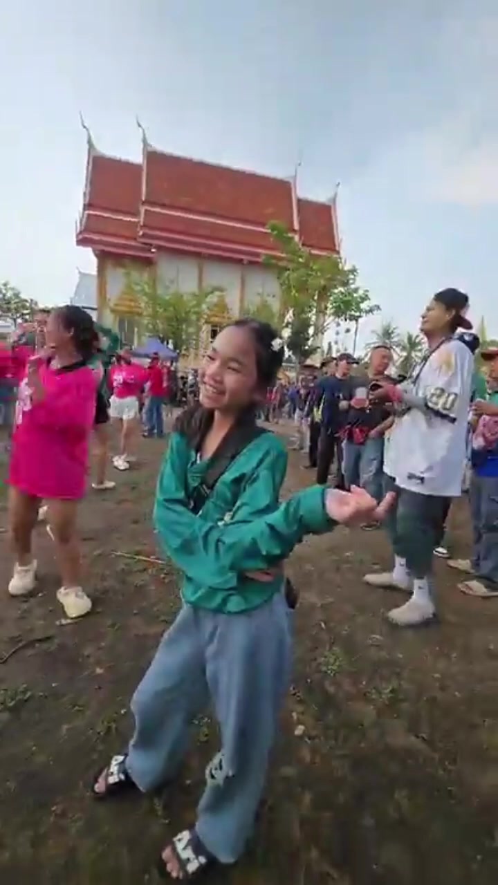 @น้องปลาทูไหทองคำ