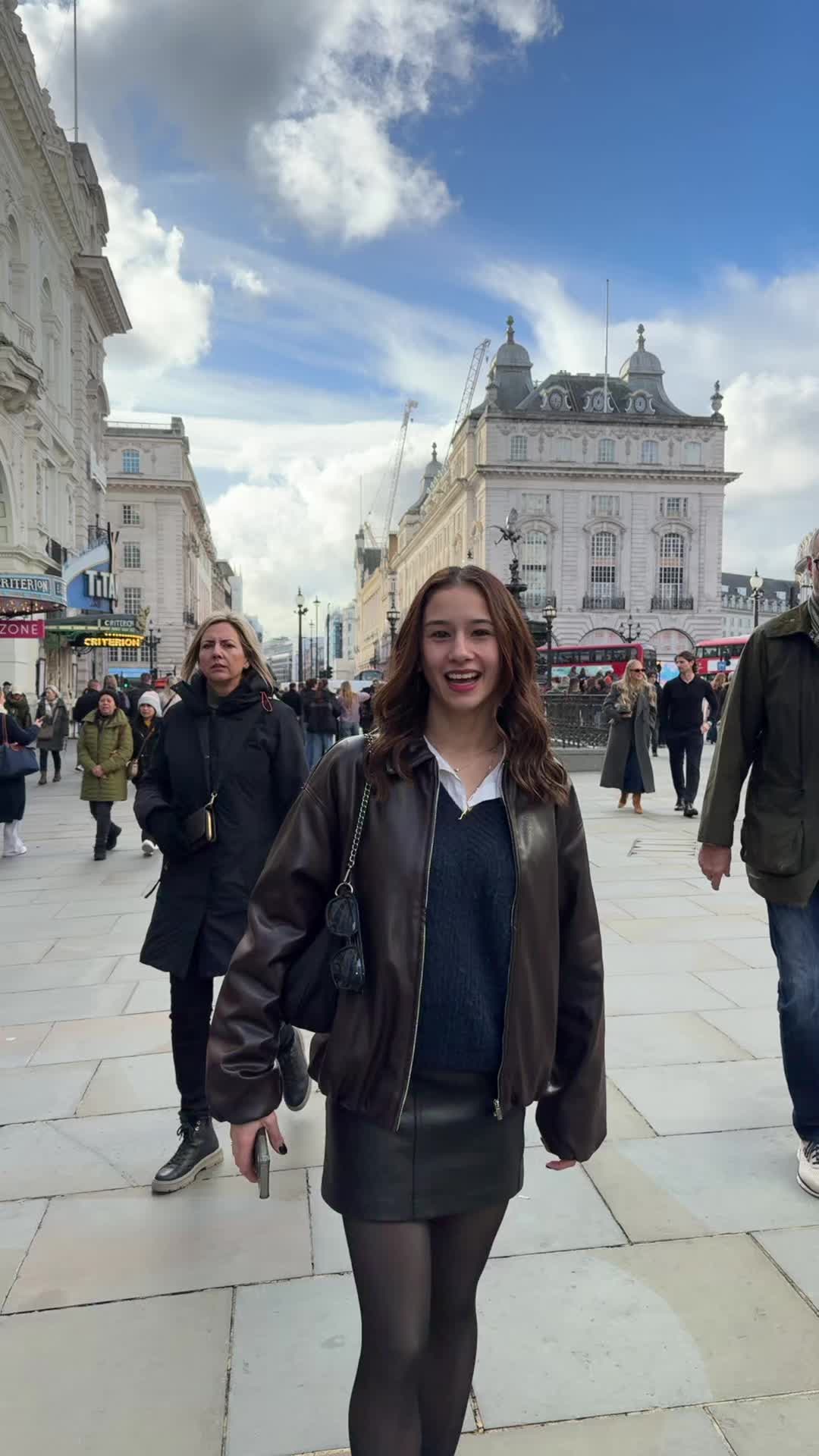 @LaRaaAAaAaaa