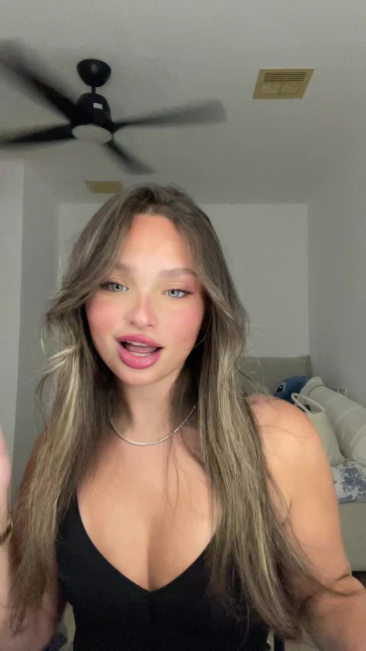 @hiii1022