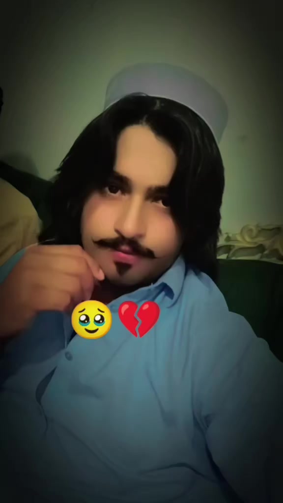 @Ayaz MaSooD YaŕBasĥ✌️