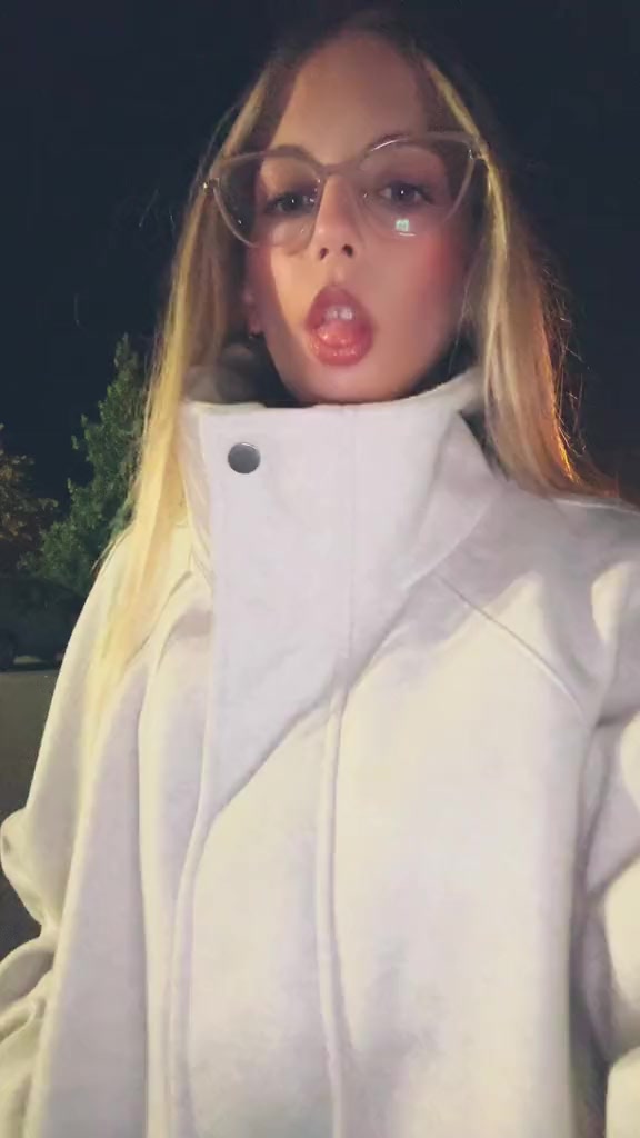 @anastasijaburgundd