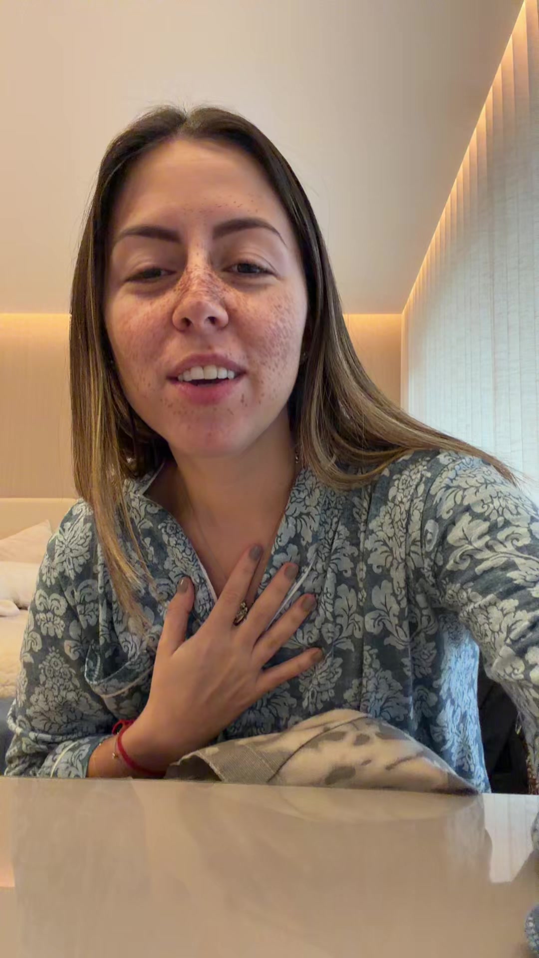 @belaundealessandra