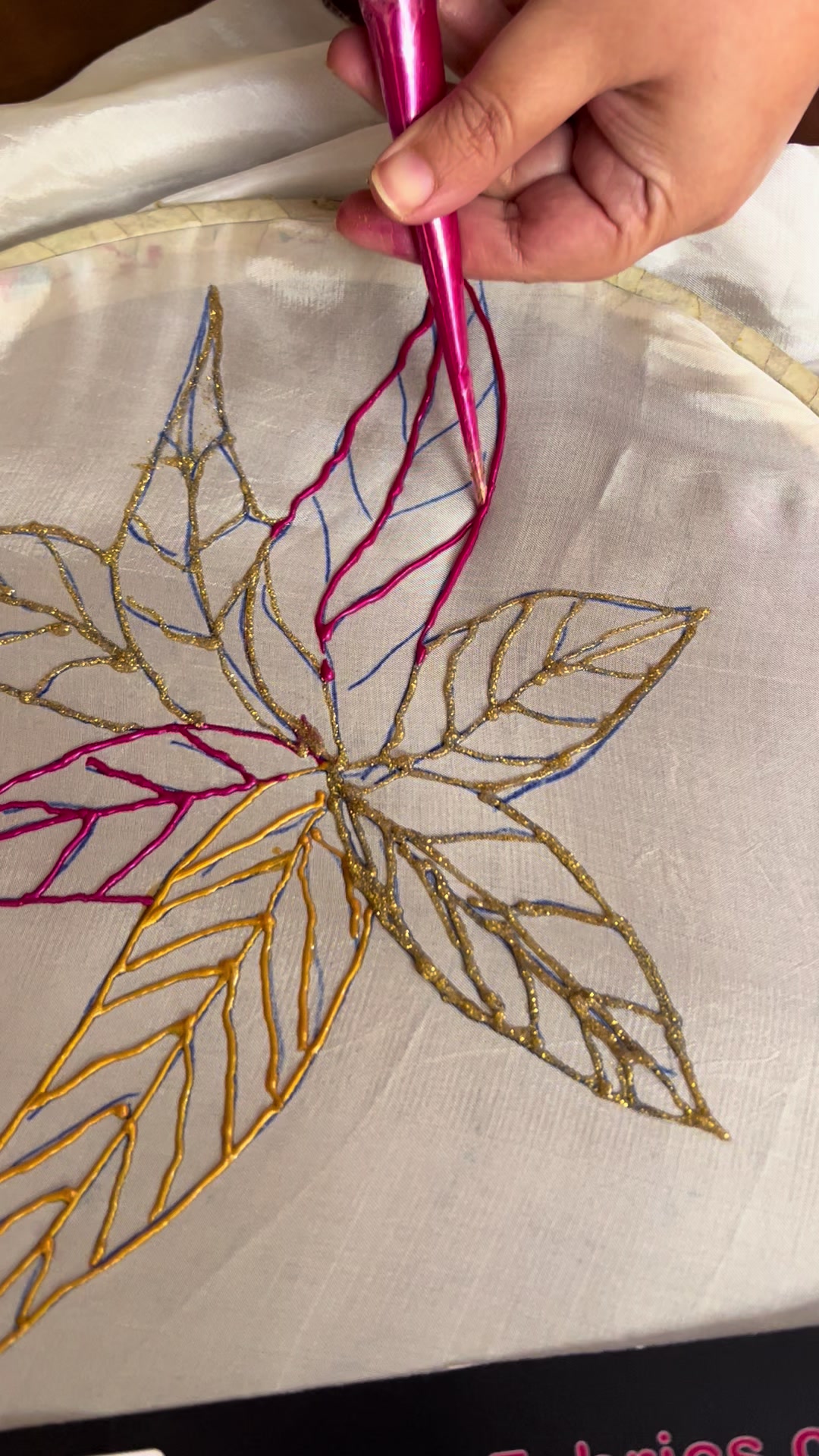 @TasveerFabrics.com