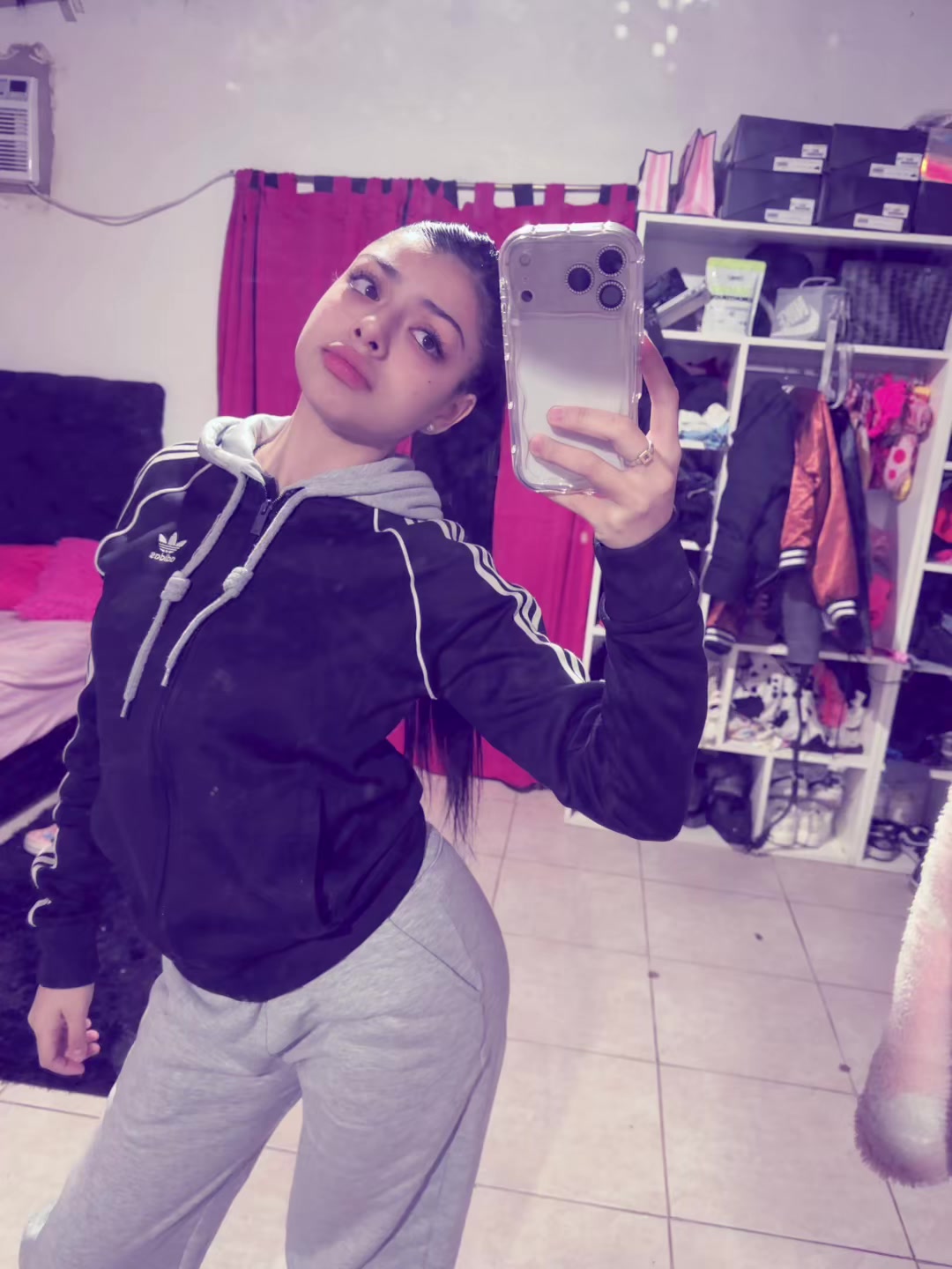 @Paola denise