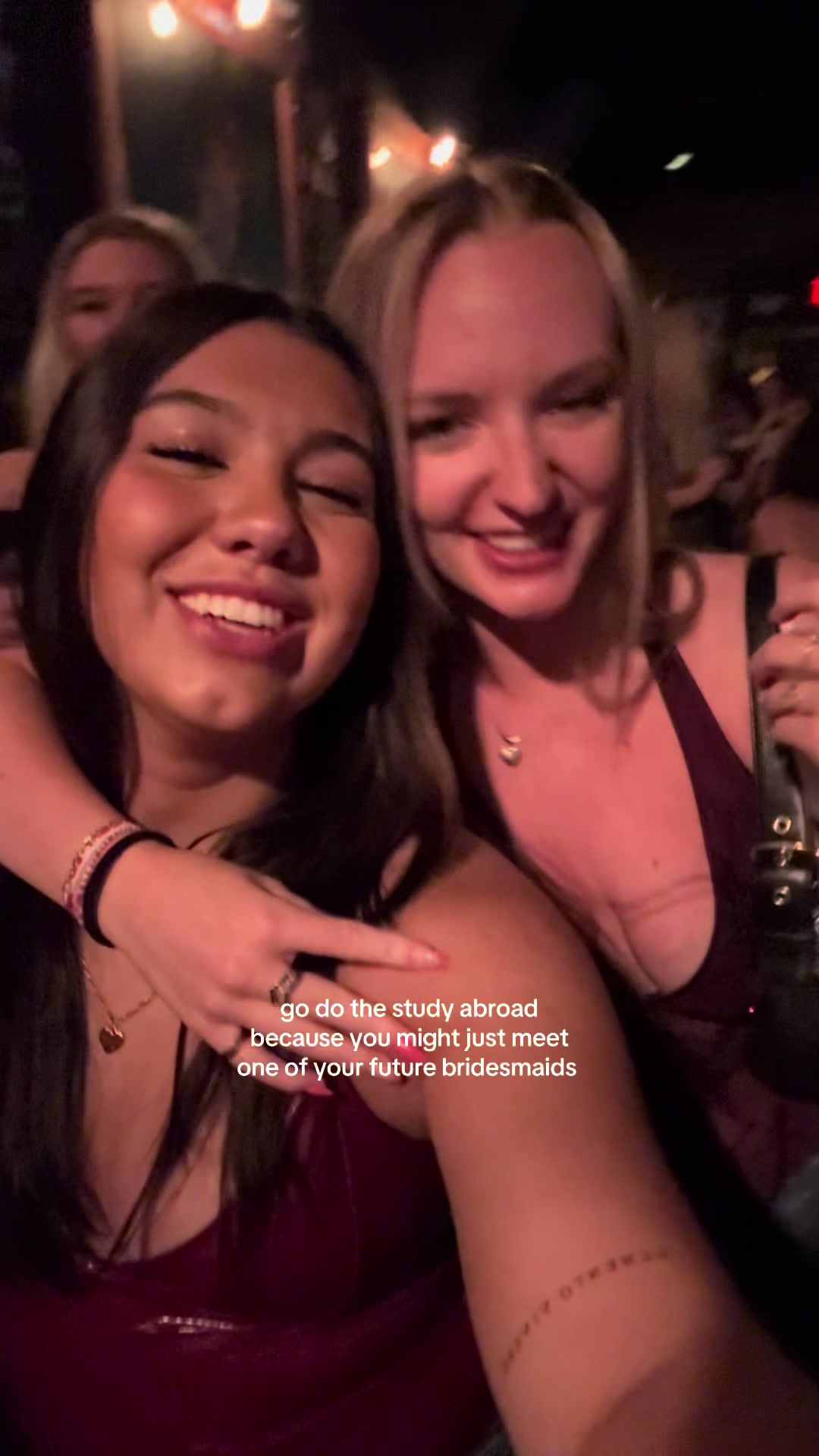 @julia🥂