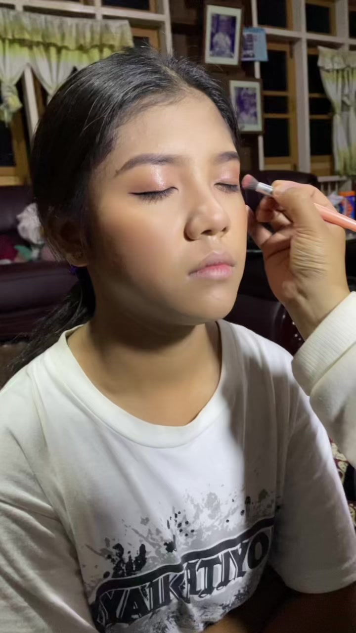 @đMakeup YoonAung đ