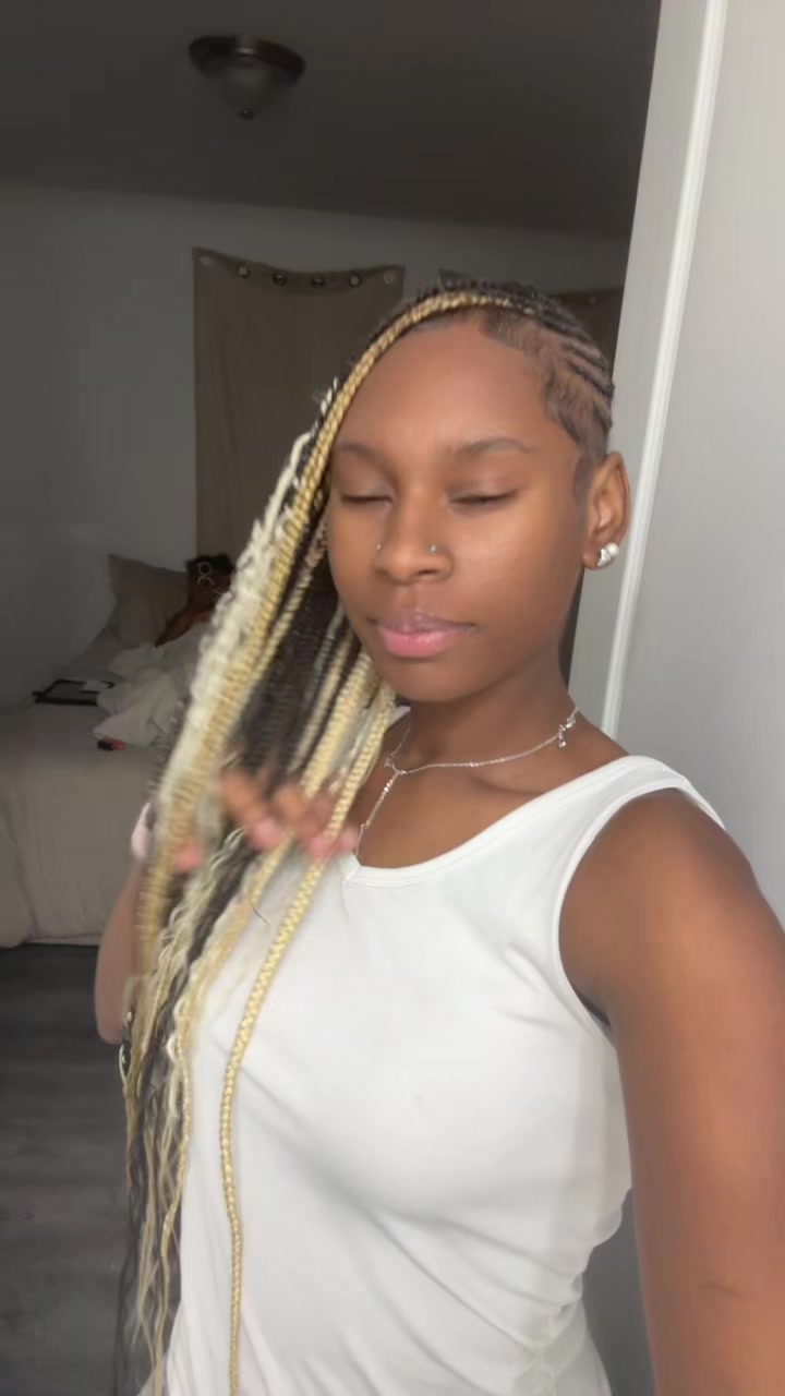 @l.lashayyy_