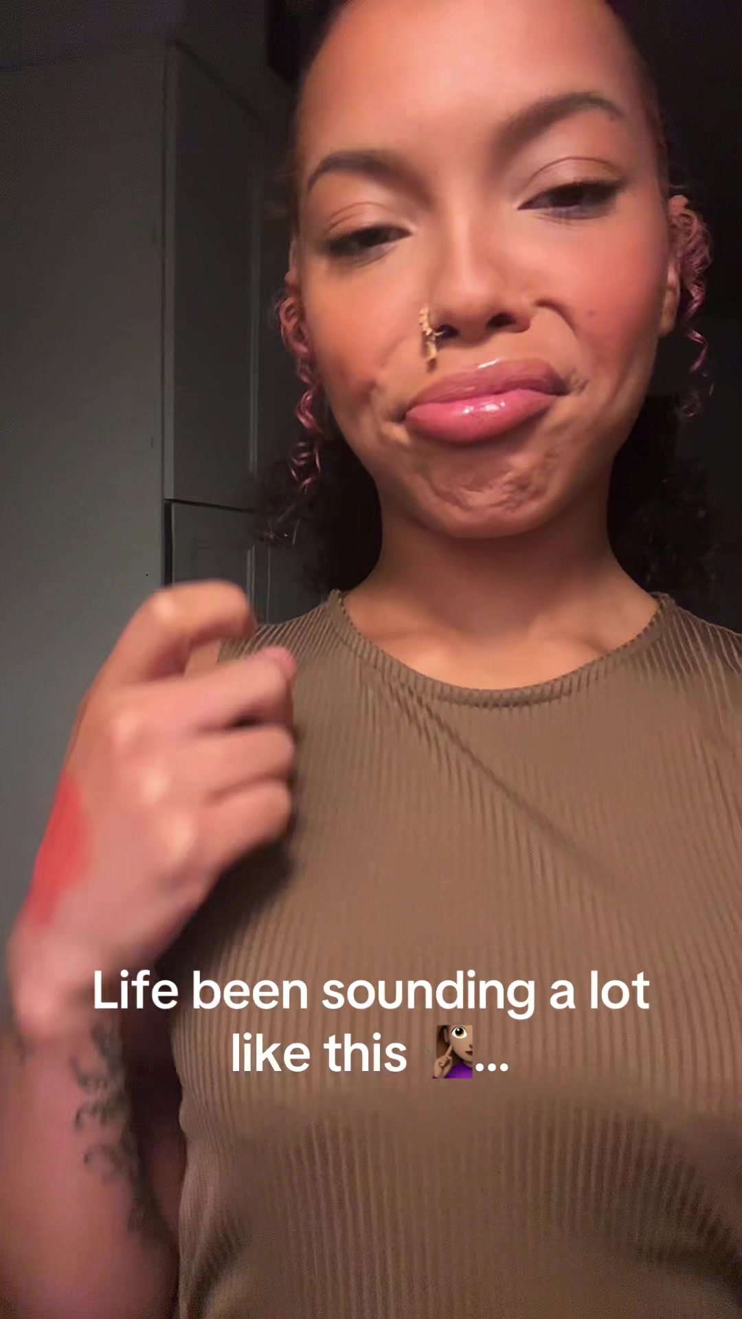 @Demi