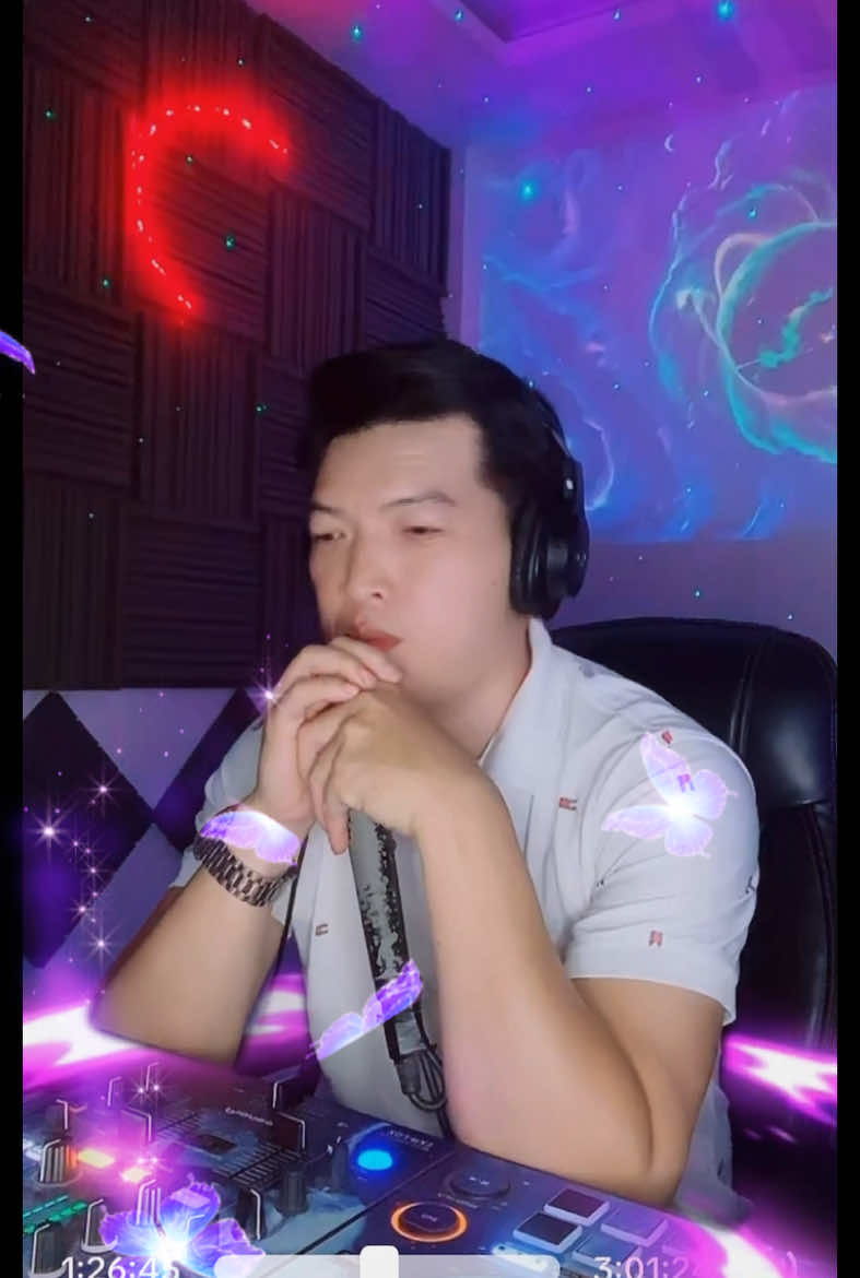 @H&ugrave;ng Master