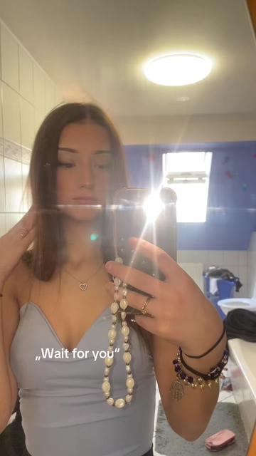 @ℒ𝑒𝓃𝒶