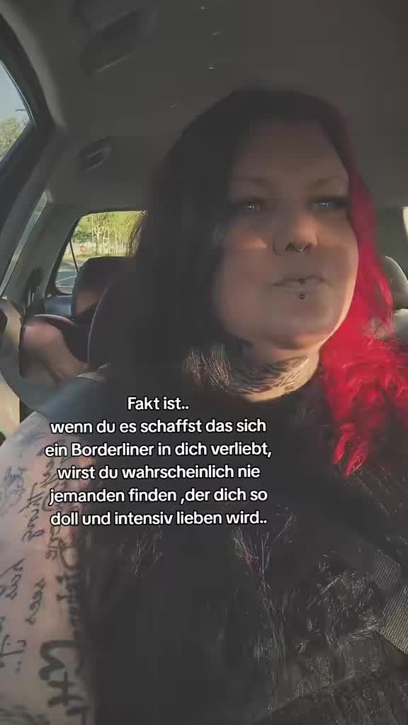 @ChuckyDerMörderMops