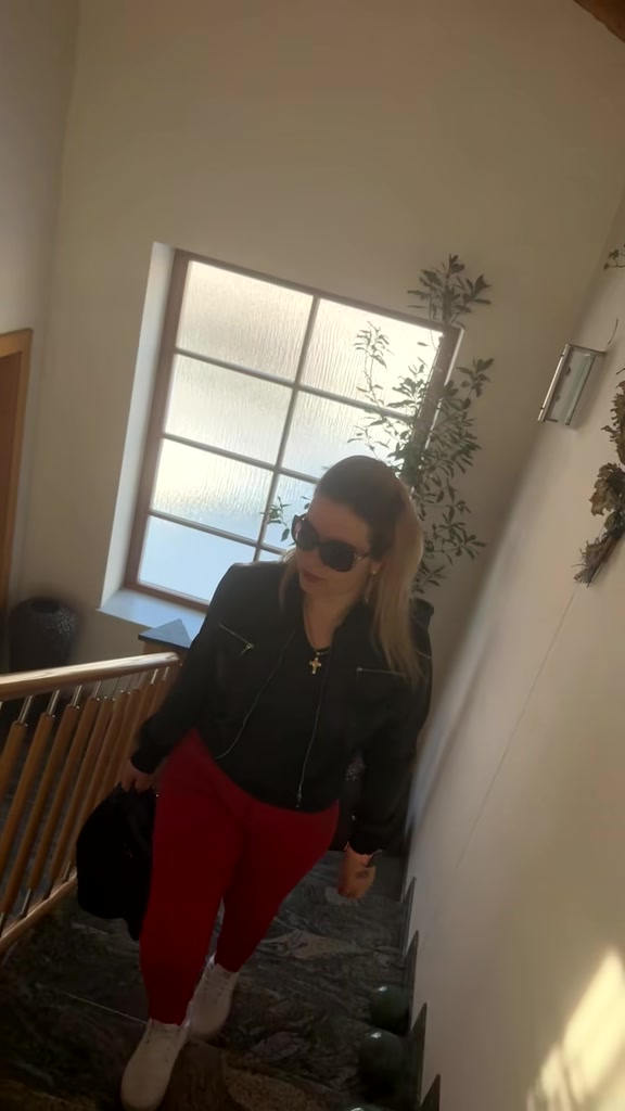 @Rebycryss❤️😘