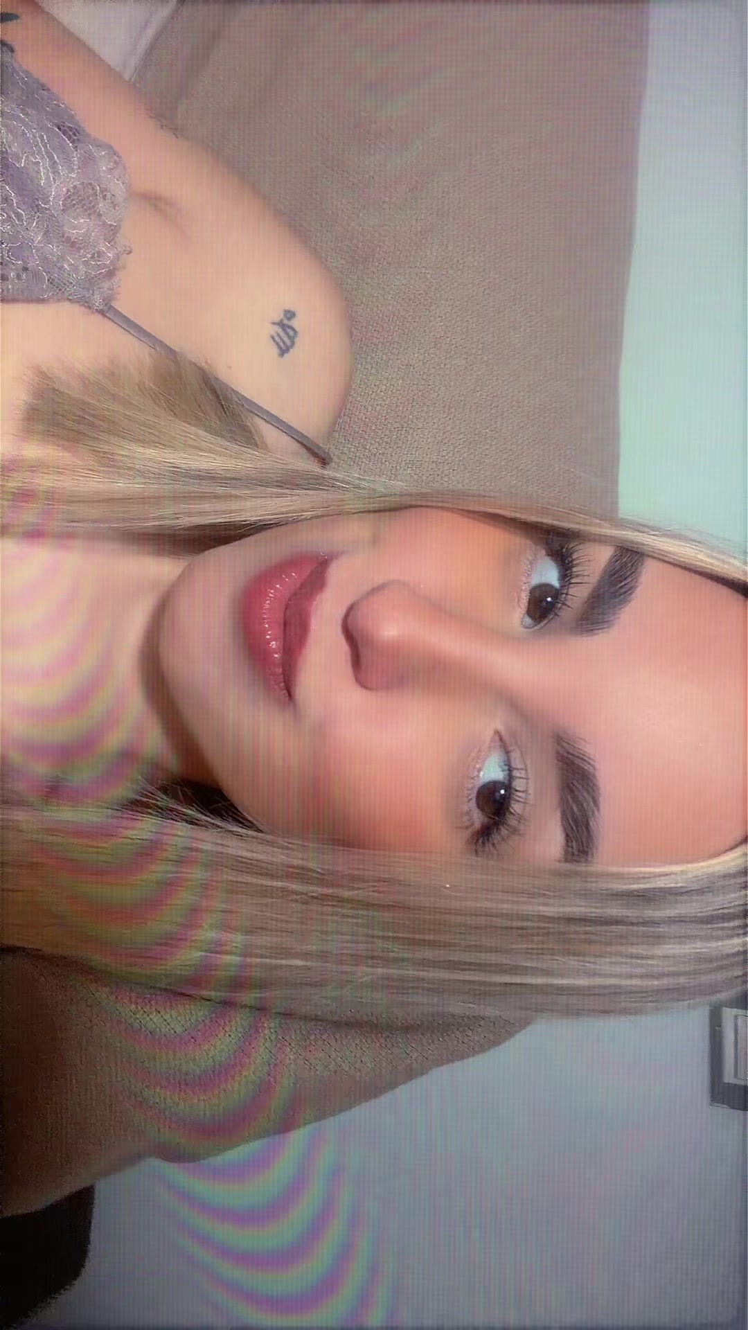 @Valeria