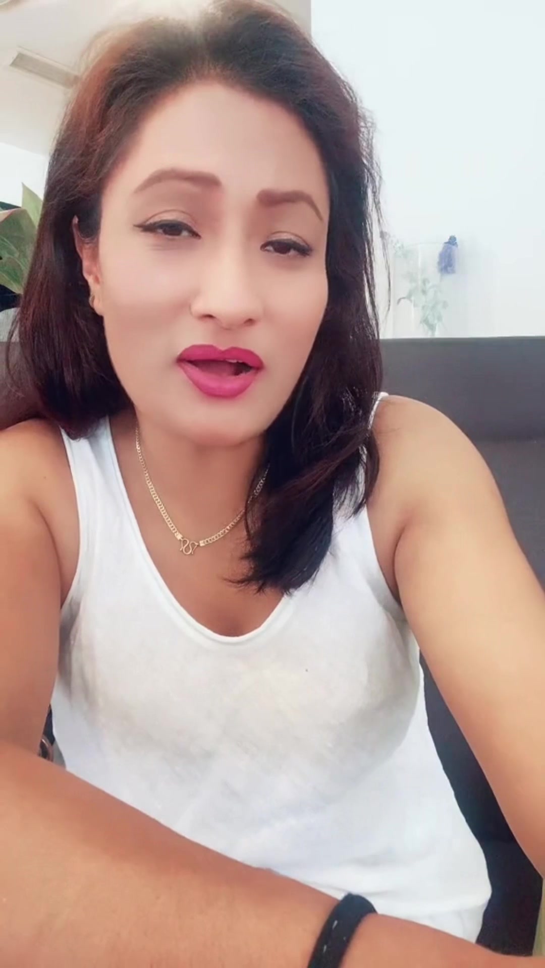 @Sumi ghimire (लक्ष्मी)🇳🇵🇪🇸