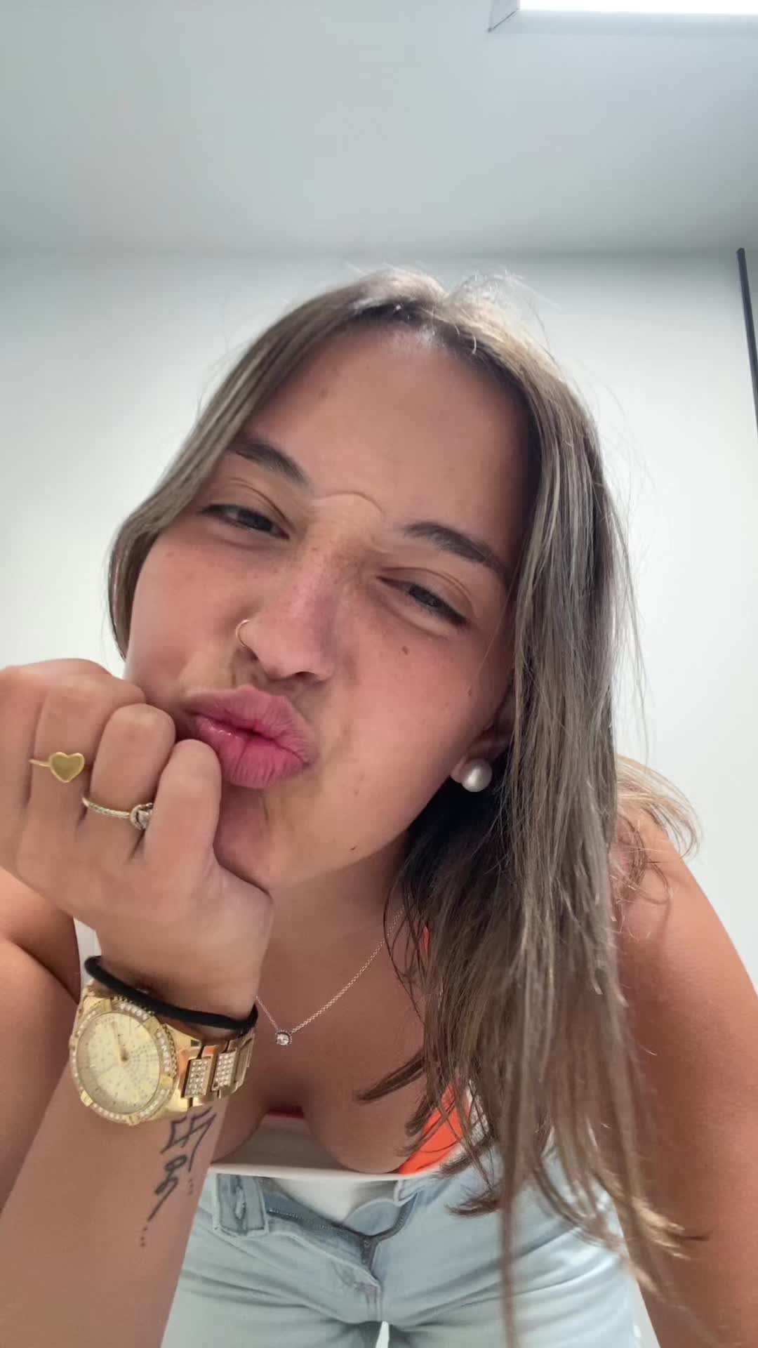 @lucia.sntanaa