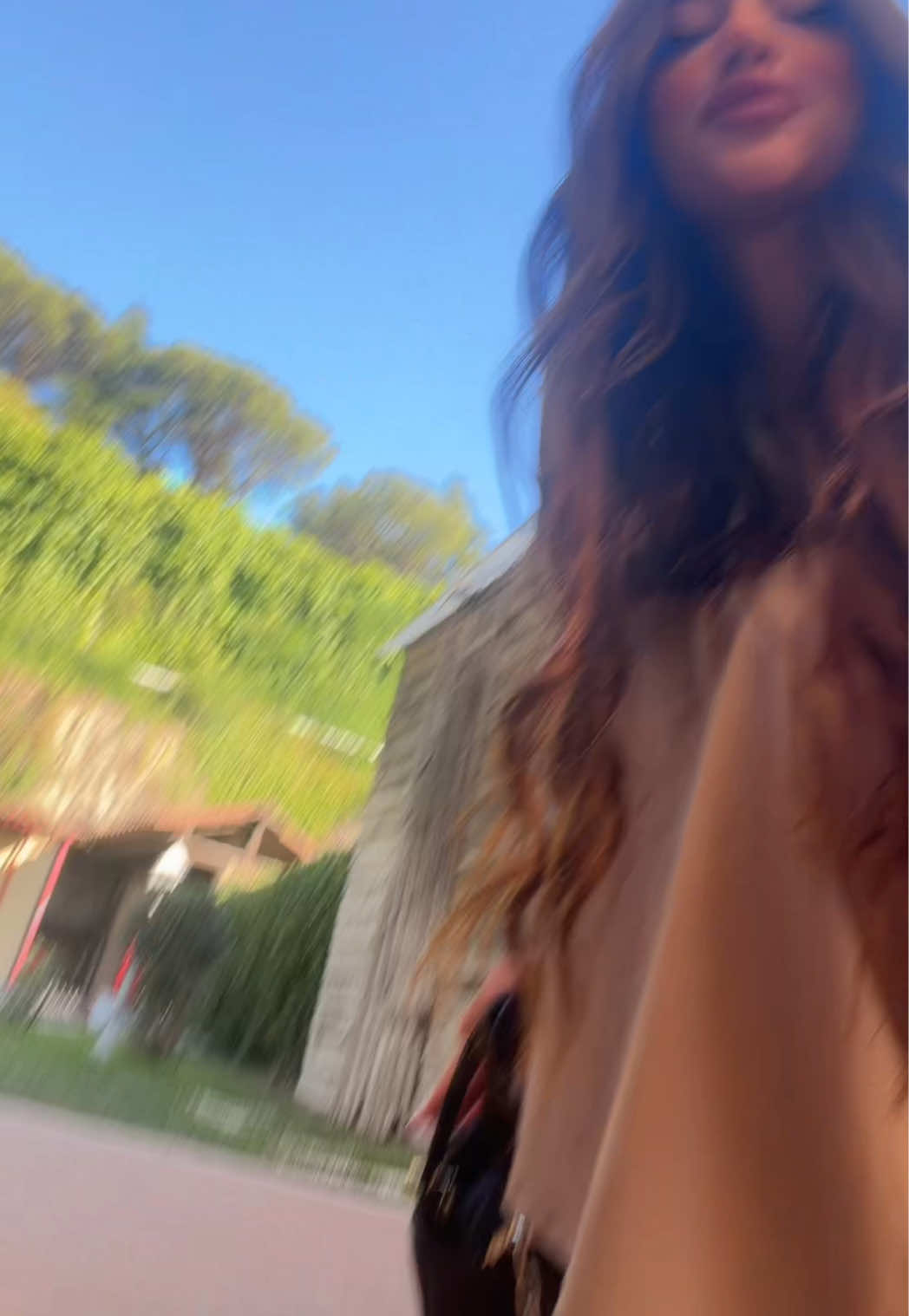 @rachele