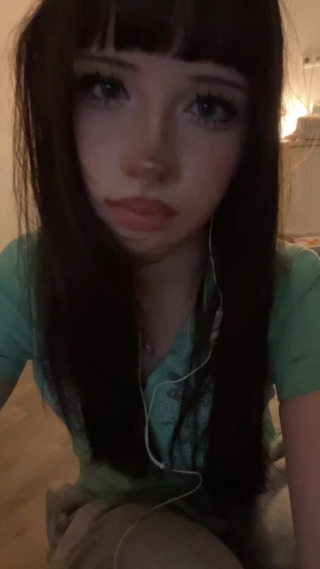 @nicole
