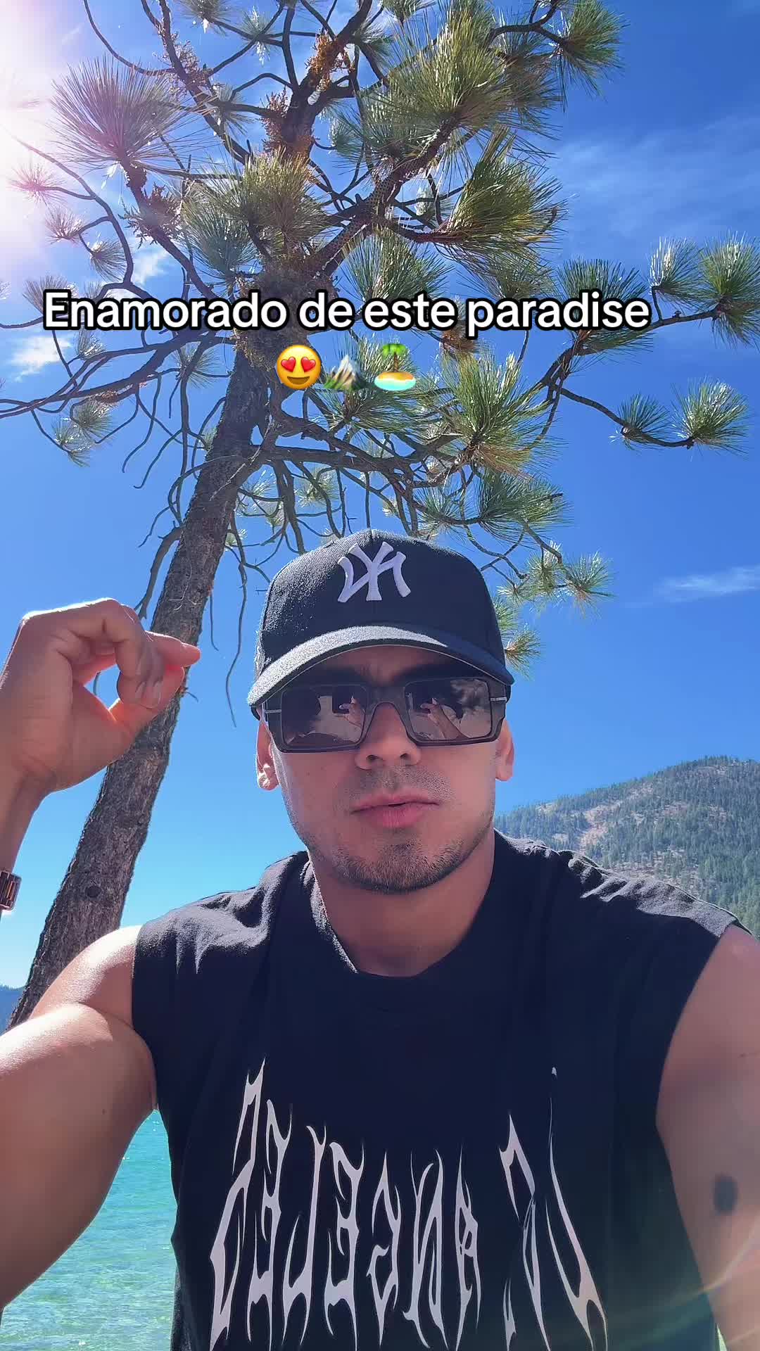 @Nekomejia