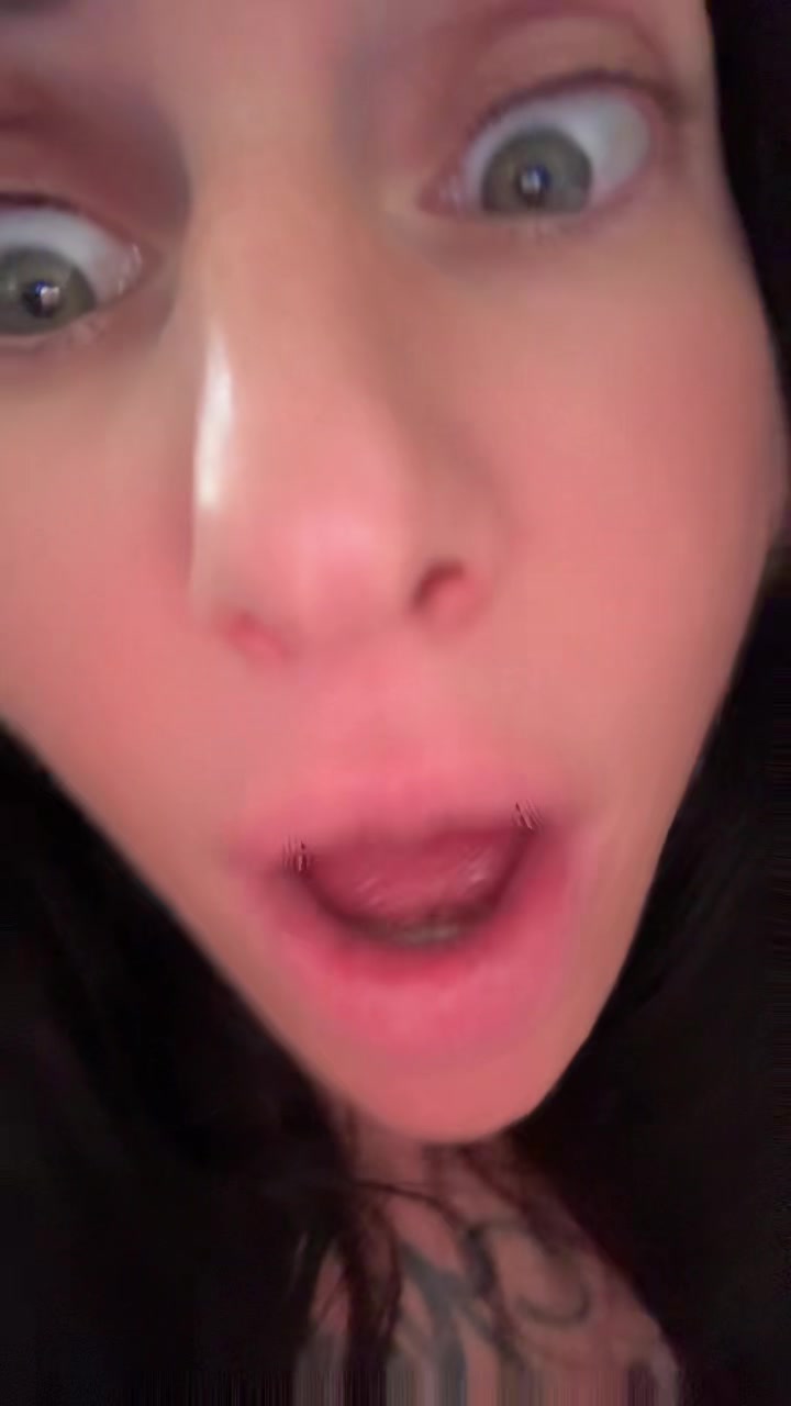 @SheenaRUGoing2TheMallLater