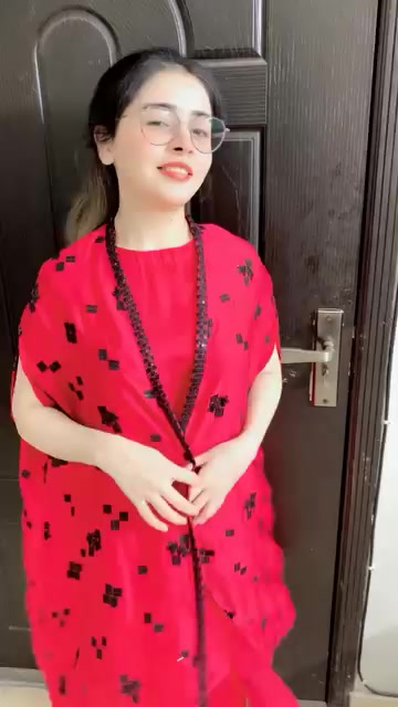 @iqra_khan