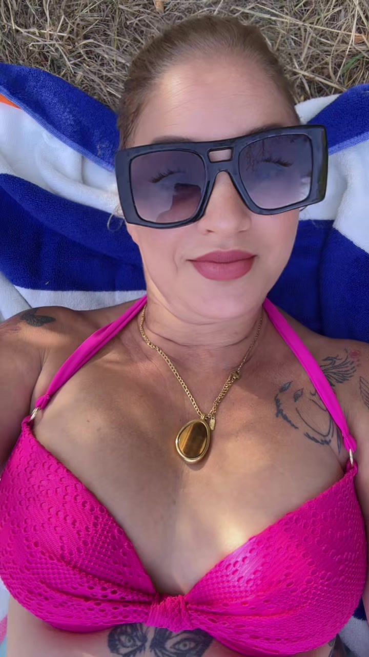@lunalatina28