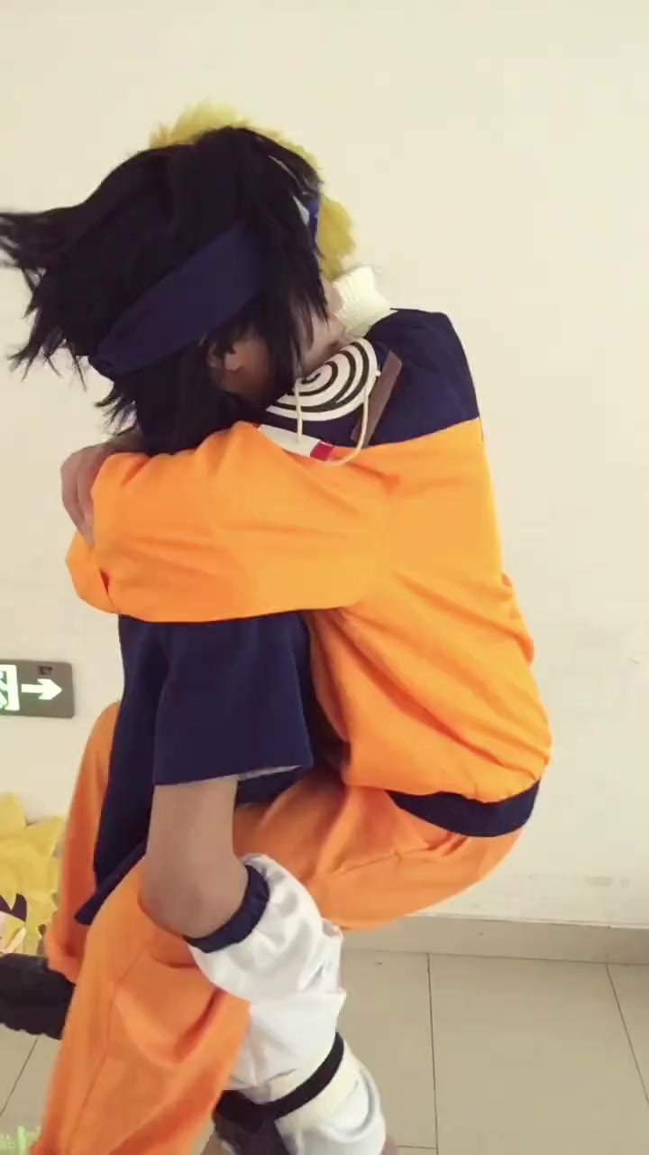 @𝘼𝙩𝙨𝙪𝙠𝙞抖音爱♪∽