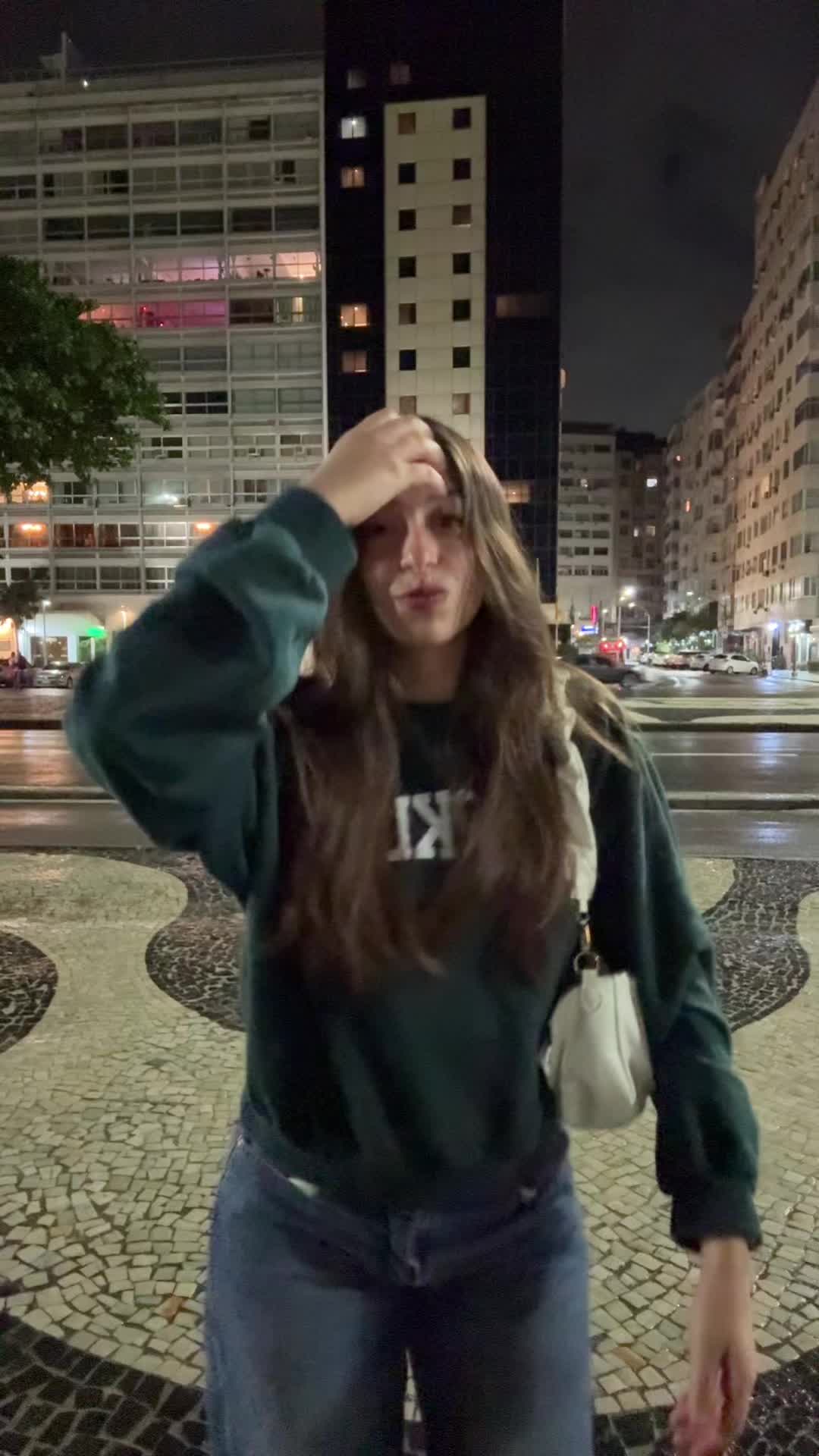 @D E S I๐