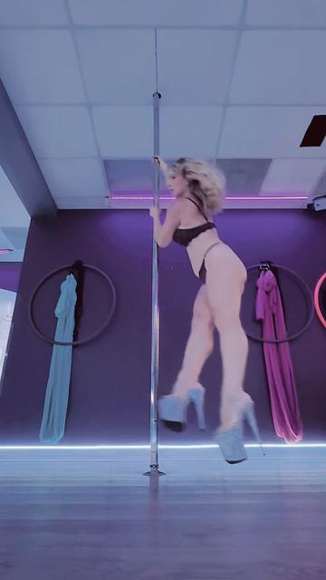 @MsJaymeWest